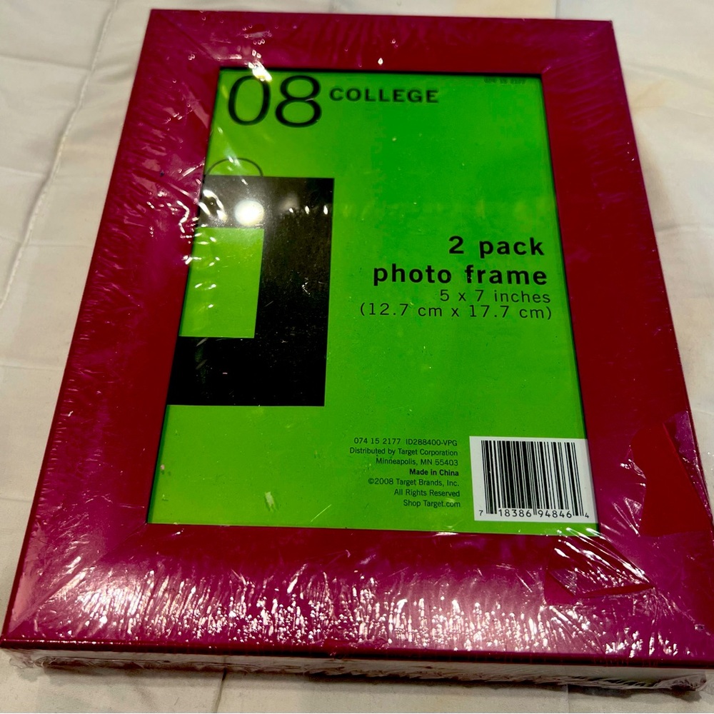 Photo picture frames 2 pack size 5x7. Purple color